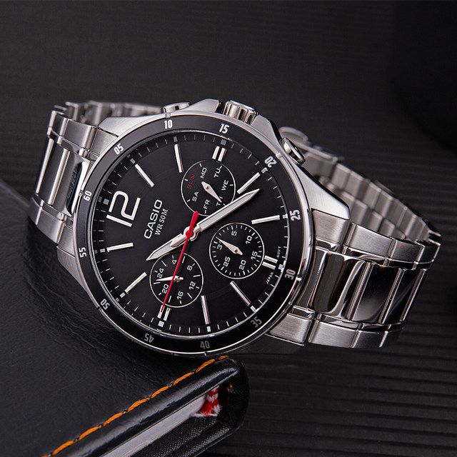 Men's Analog Watch